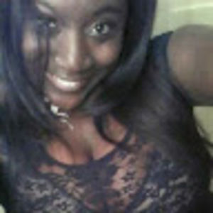 Meet your Posher, Yvette